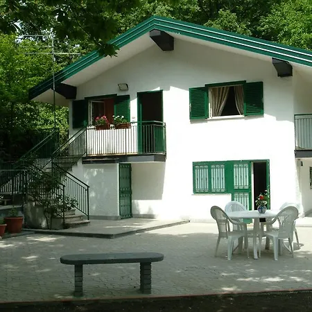 Castagneto Dell Etna 4*